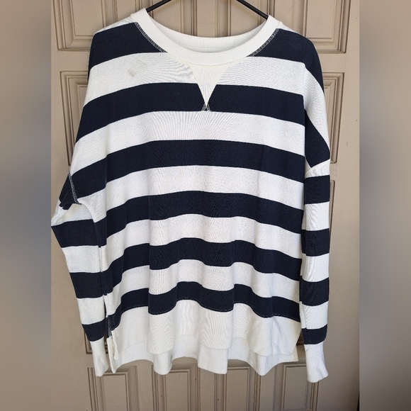 Time&Tru French Terry Oversized Top SzXL Long Sleeve Navy/Creme Banded Cuff/Hem - Picture 7 of 11